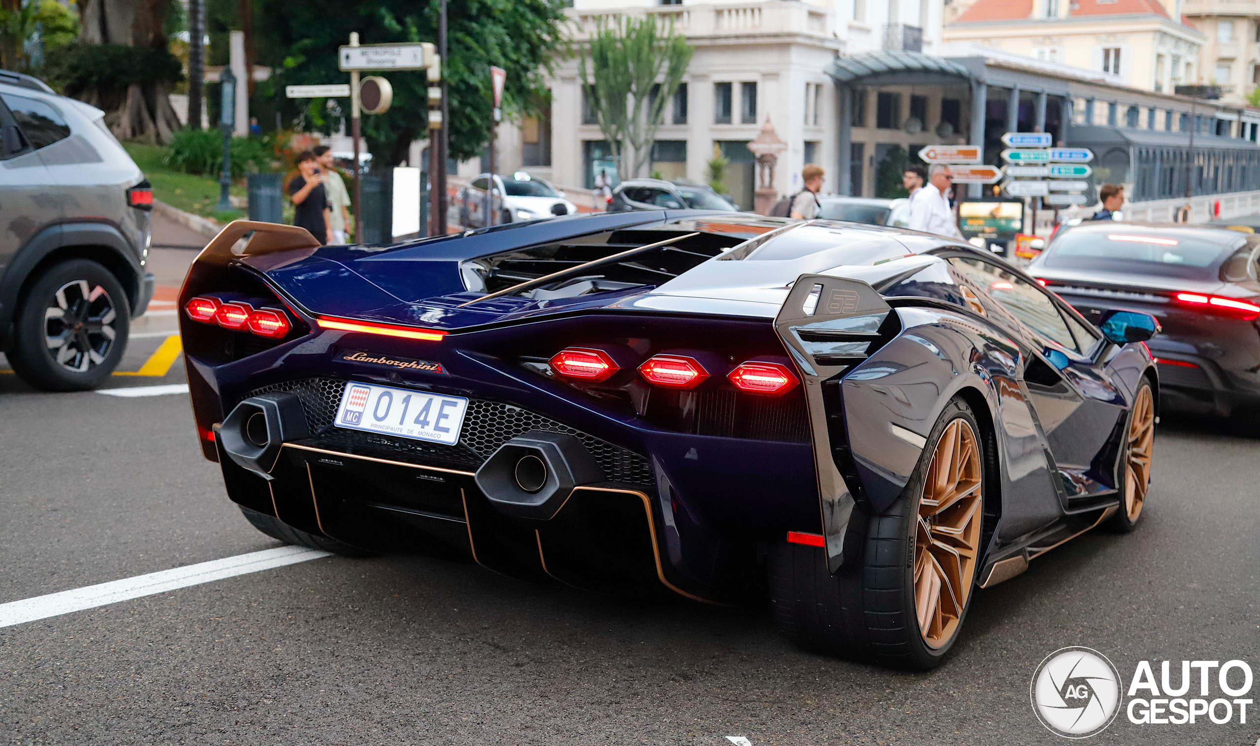 Lamborghini Sián FKP 37