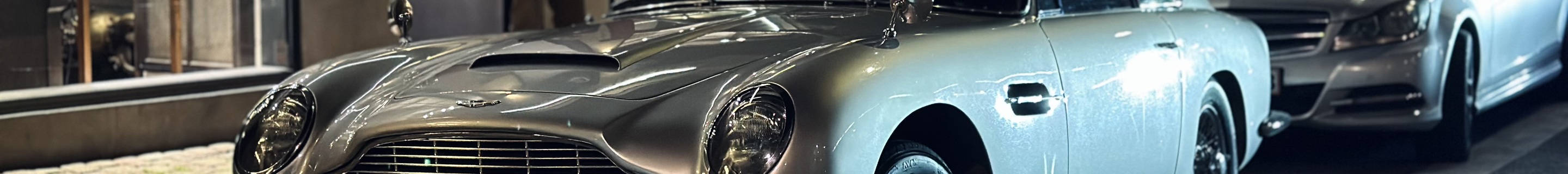 Aston Martin DB6 MKI