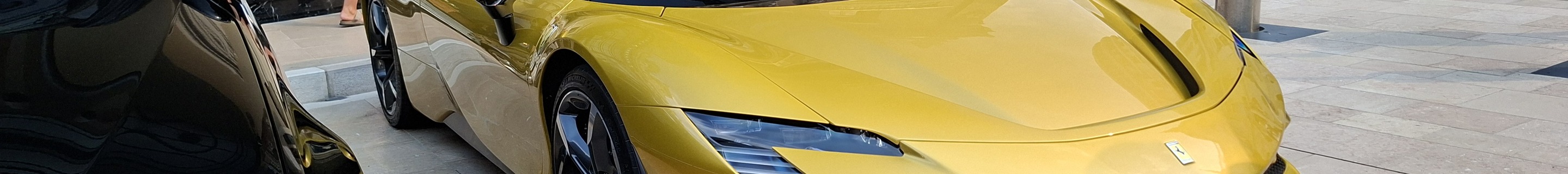 Ferrari SF90 Spider