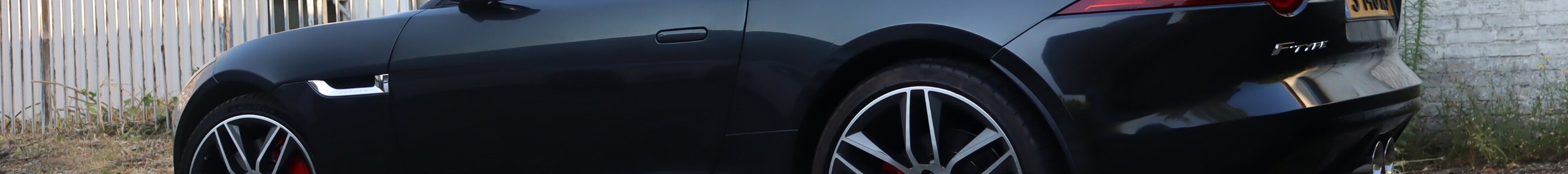 Jaguar F-TYPE S Convertible