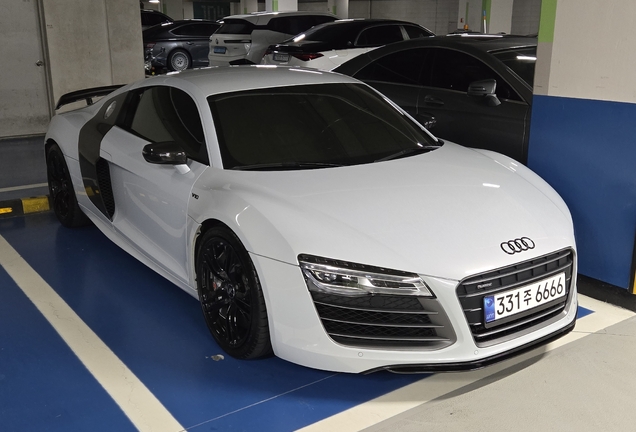 Audi R8 V10 2013