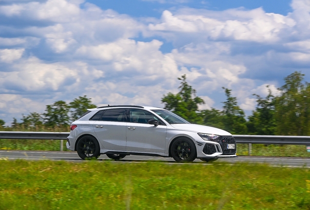 Audi RS3 Sportback 8Y