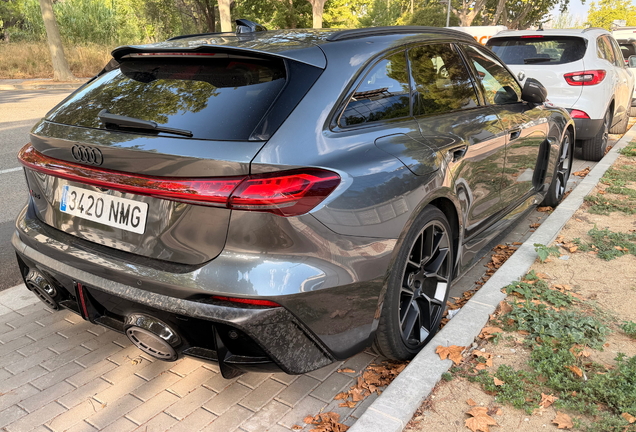Audi RS5 Avant B10