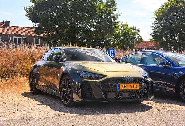 Audi RS5 Sedan B10