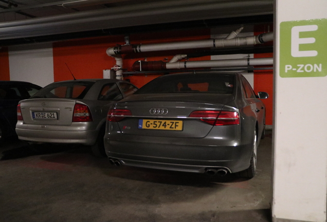Audi S8 D4