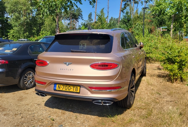 Bentley Bentayga Hybrid 2021