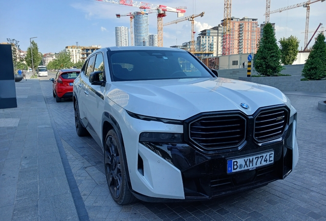 BMW XM G09