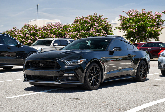 Ford Mustang GT 2015