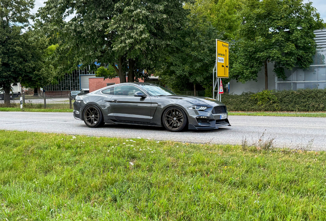 Ford Mustang GT 2015