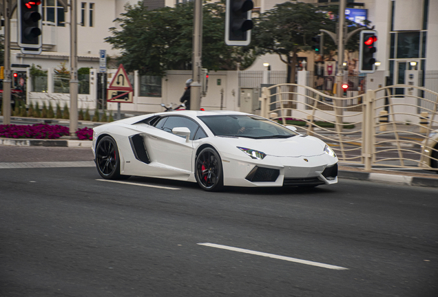 Lamborghini Aventador LP700-4
