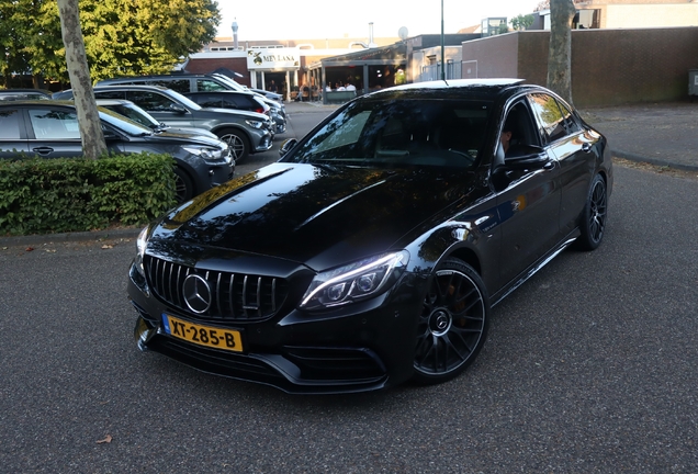 Mercedes-AMG C 63 S W205