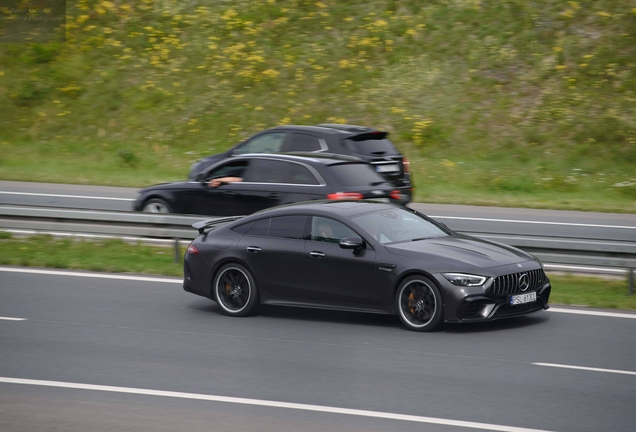 Mercedes-AMG GT 63 S X290