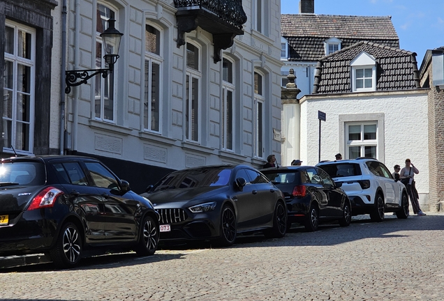 Mercedes-AMG GT 63 S X290