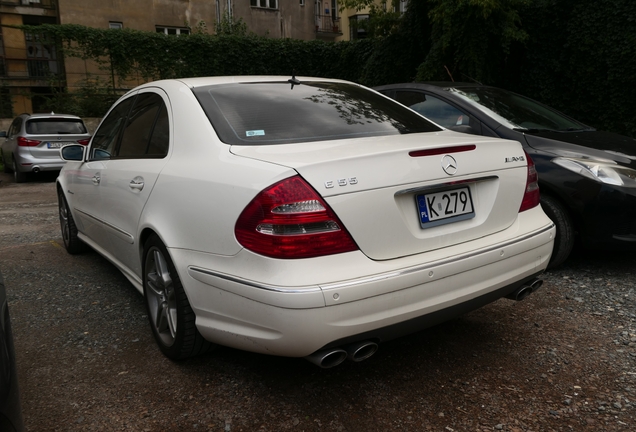 Mercedes-Benz E 55 AMG