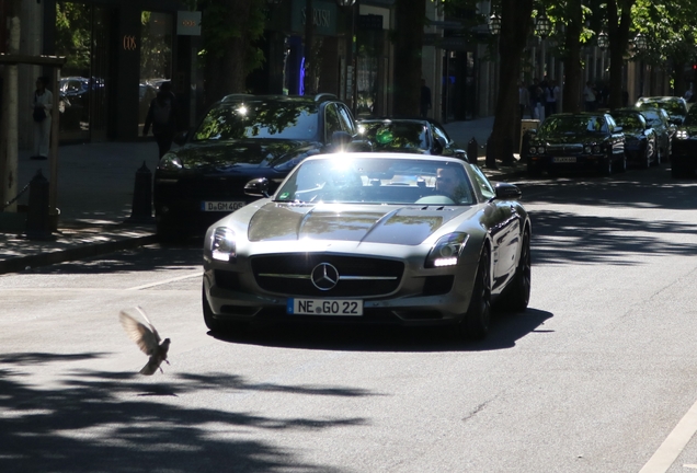 Mercedes-Benz SLS AMG GT Roadster Final Edition