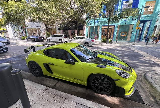 Porsche 718 Cayman GT4 RS Weissach Package