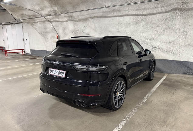 Porsche Cayenne Turbo S E-Hybrid