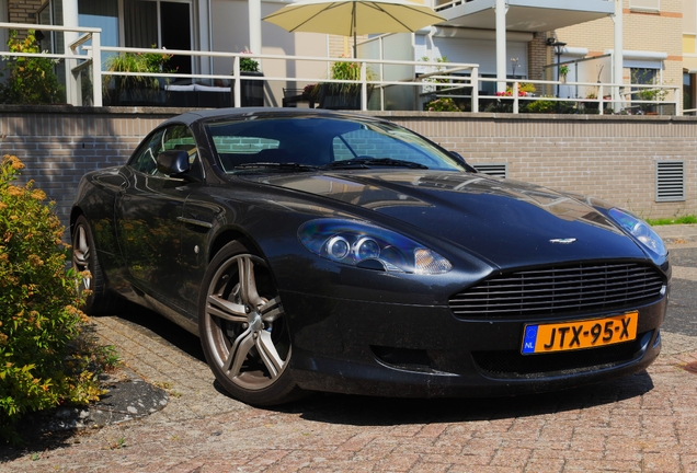 Aston Martin DB9 Volante
