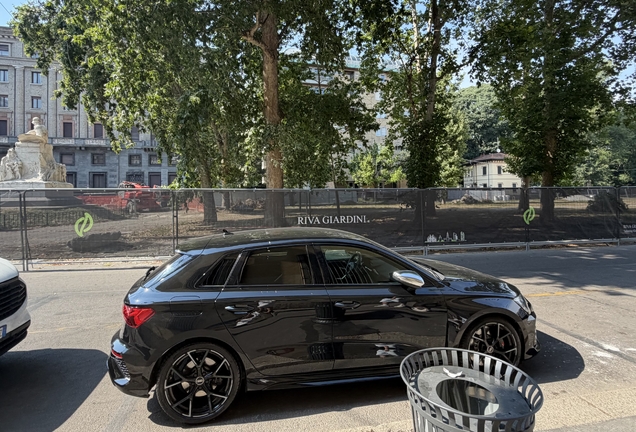 Audi RS3 Sportback 8Y
