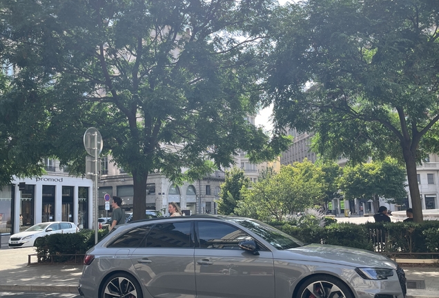 Audi RS4 Avant B9