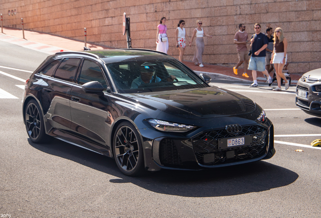 Audi RS5 Avant B10