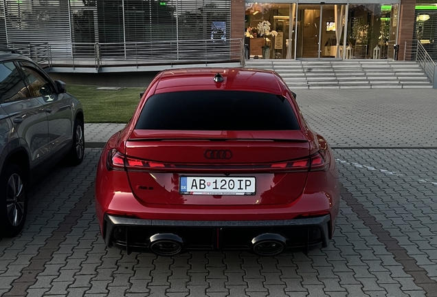 Audi RS5 Sedan B10