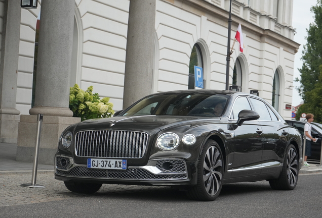 Bentley Flying Spur Hybrid