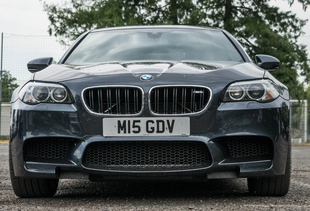 BMW M5 F10 2011