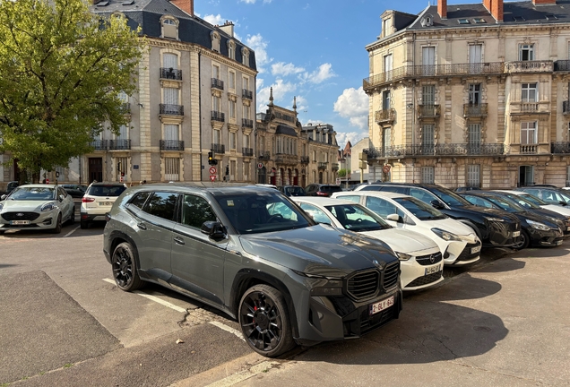 BMW XM G09
