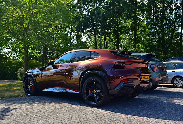 Ferrari Purosangue