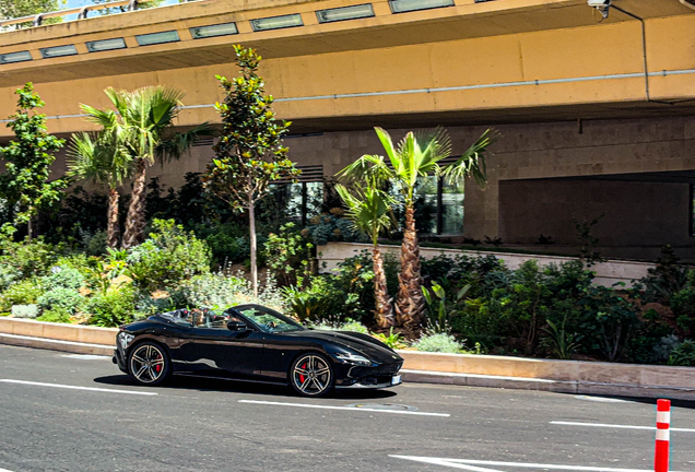 Ferrari Roma Spider
