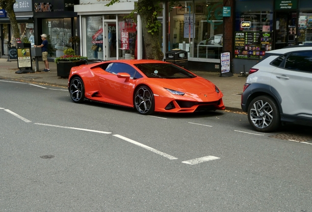 Lamborghini Huracán LP640-4 EVO