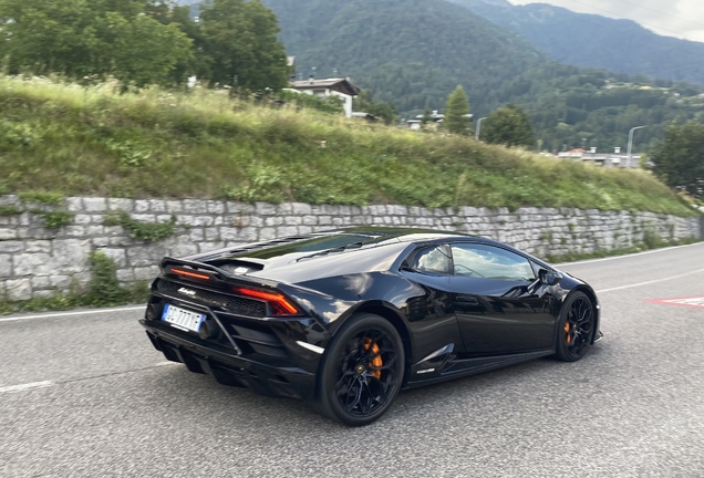 Lamborghini Huracán LP640-4 EVO