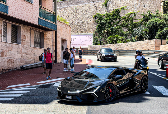 Lamborghini Revuelto