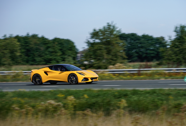 Lotus Emira