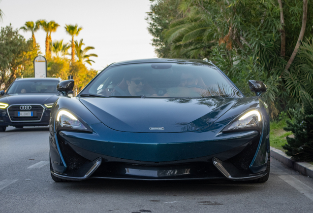 McLaren 570GT