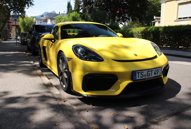 Porsche 718 Cayman GT4