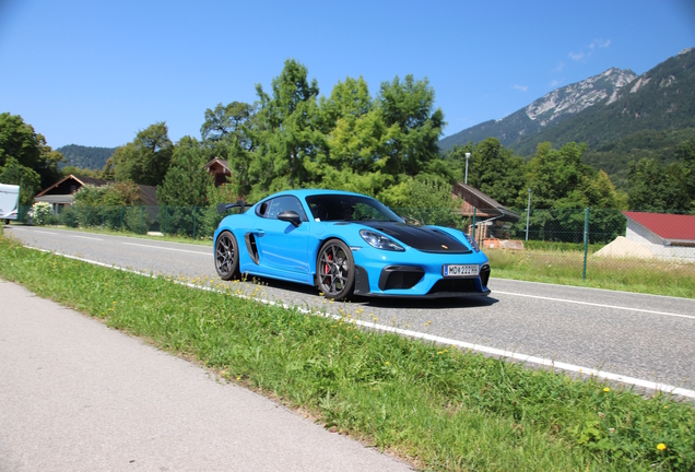 Porsche 718 Cayman GT4 RS
