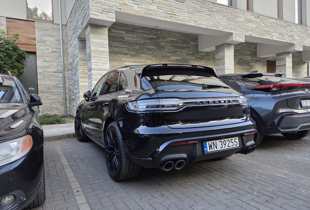 Porsche 95B Macan GTS MkIII