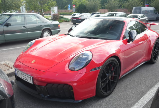 Porsche 992 Carrera 4 GTS MkII