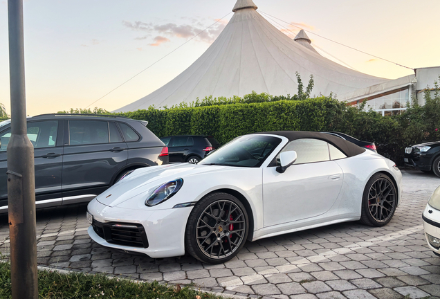 Porsche 992 Carrera 4S Cabriolet MkI