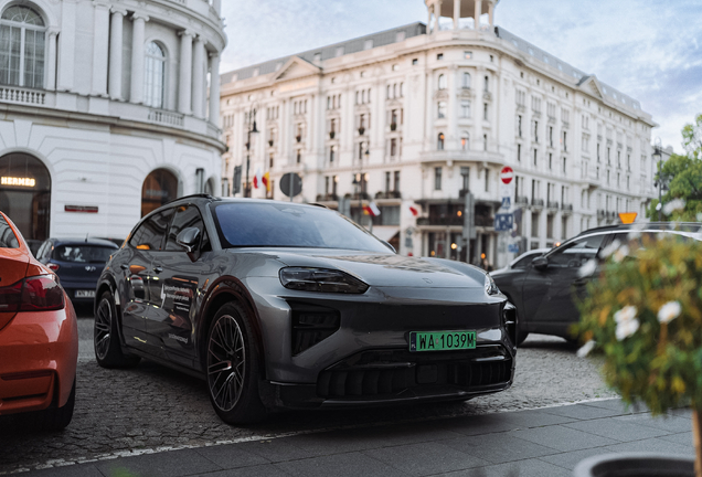 Porsche Cayenne Turbo Electric