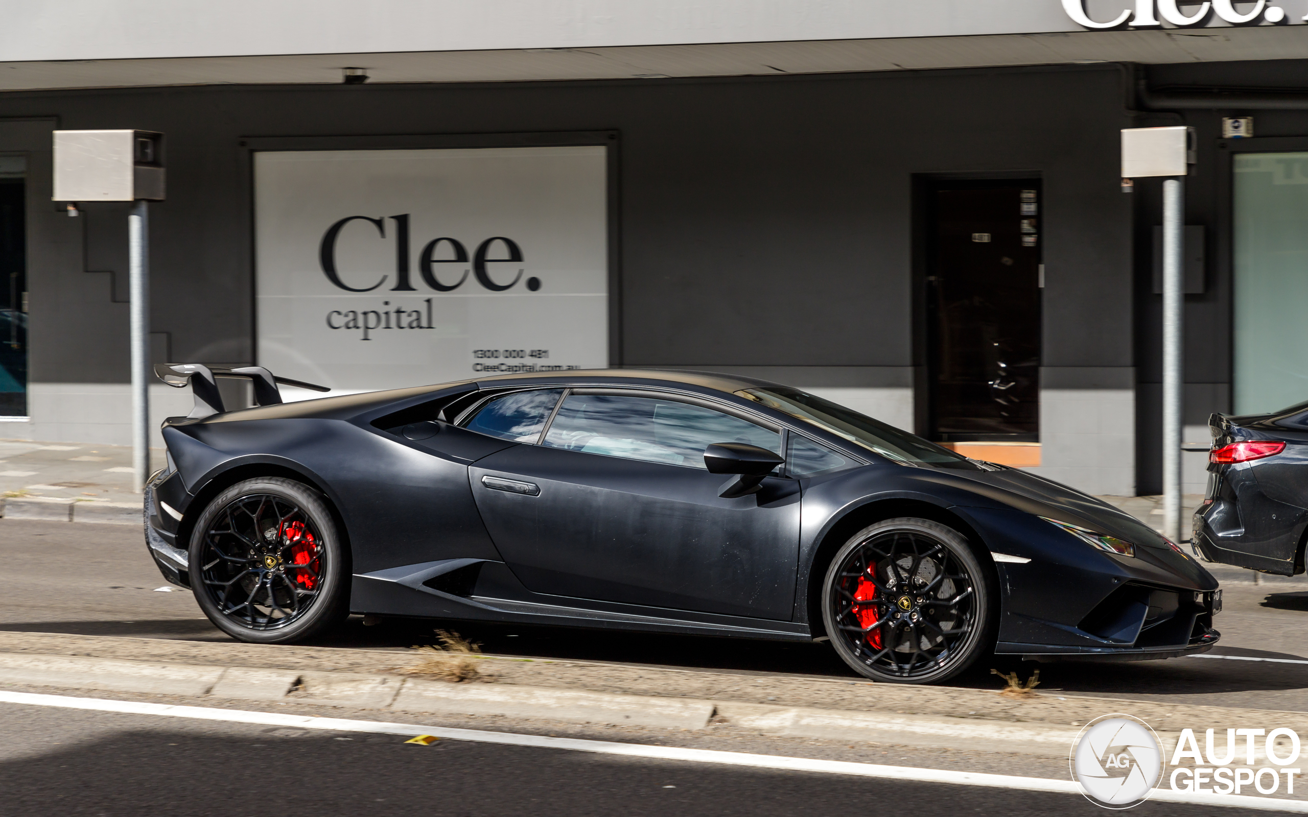 Lamborghini Huracán LP640-4 Performante