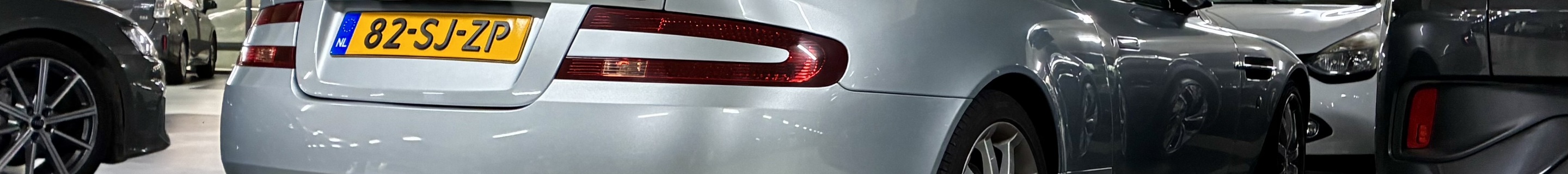 Aston Martin DB9