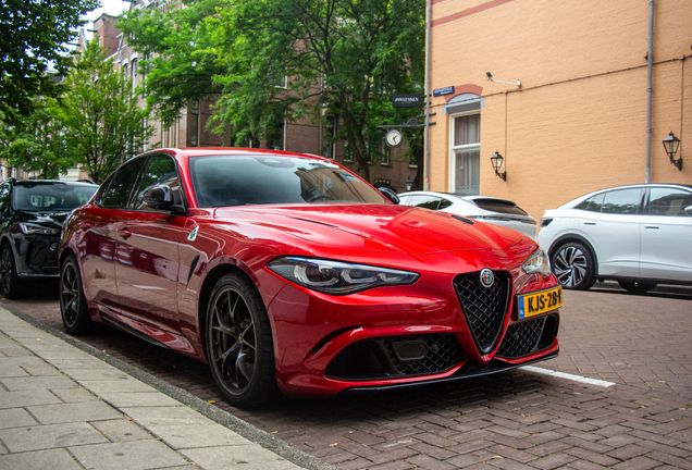 Alfa Romeo Giulia Quadrifoglio 2023