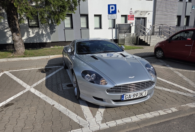 Aston Martin DB9
