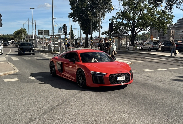 Audi R8 V10 Plus 2015