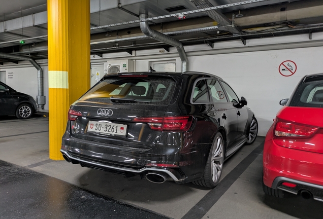 Audi RS4 Avant B9