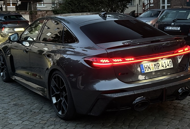 Audi RS5 Sedan B10