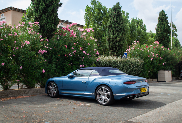 Bentley Continental GTC Azure 2025